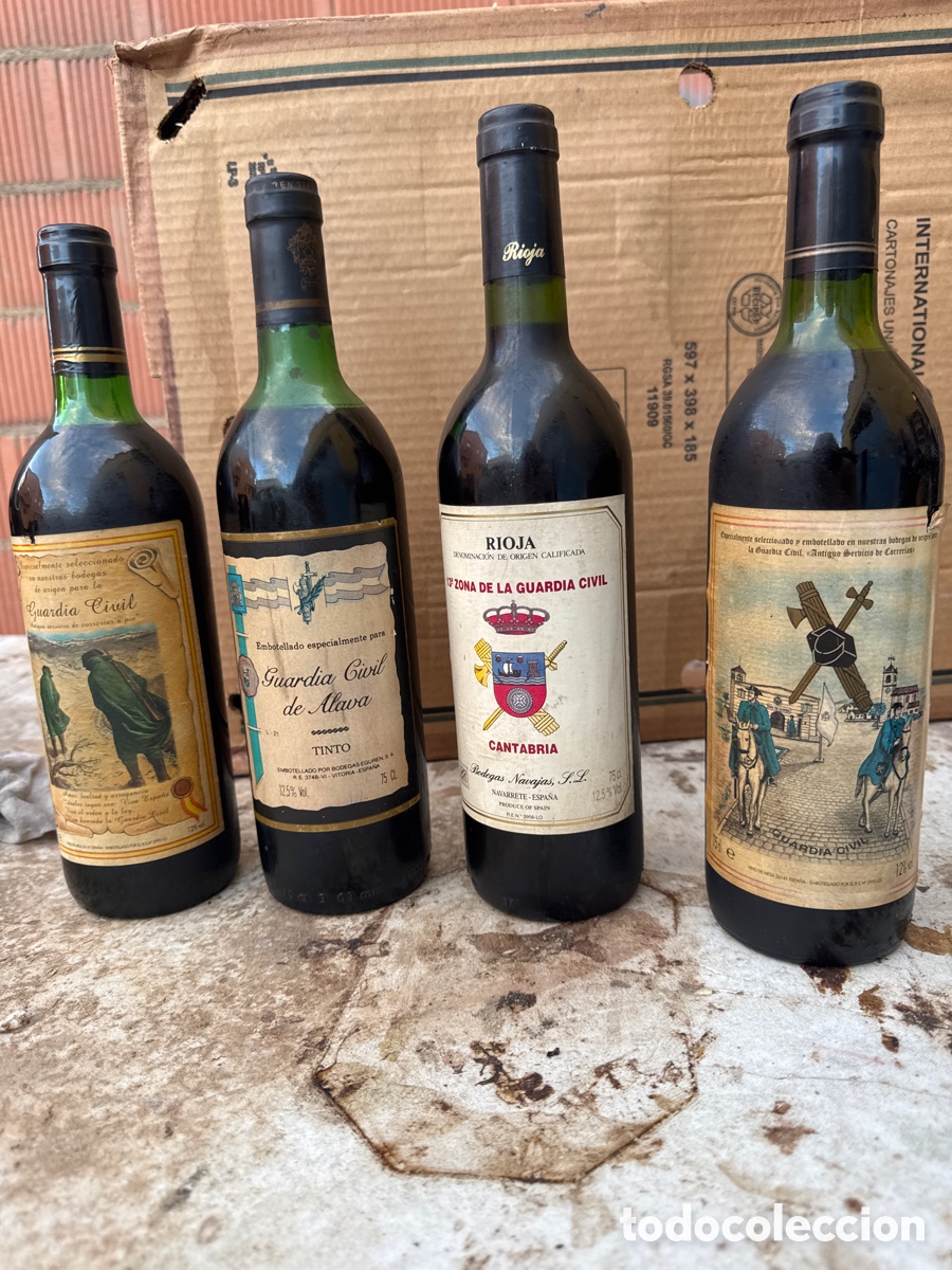 Coleccionismo de vinos y licores: Lote 4 Botellas de Vino Conmemorativas Guardia Civil (&Aacute;lava, Cantabria, Ciudad Real)