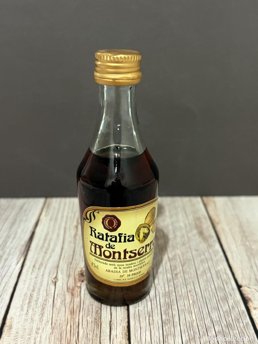 Coleccionismo de vinos y licores: BOTELL&Iacute;N DE RATAF&Iacute;A DE MONTSERRAT. ABADIA DE MONTSERRAT.
