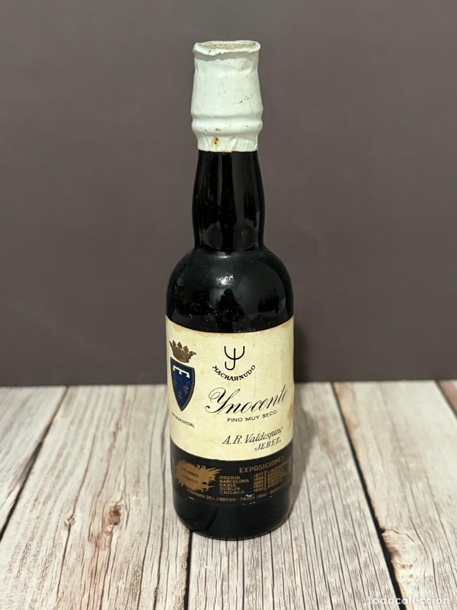 Coleccionismo de vinos y licores: BOTELL&Iacute;N DE VINO FINO MUY SECO INOCENTE MACHARNUDO. A. R. VALDESPINO, JEREZ.