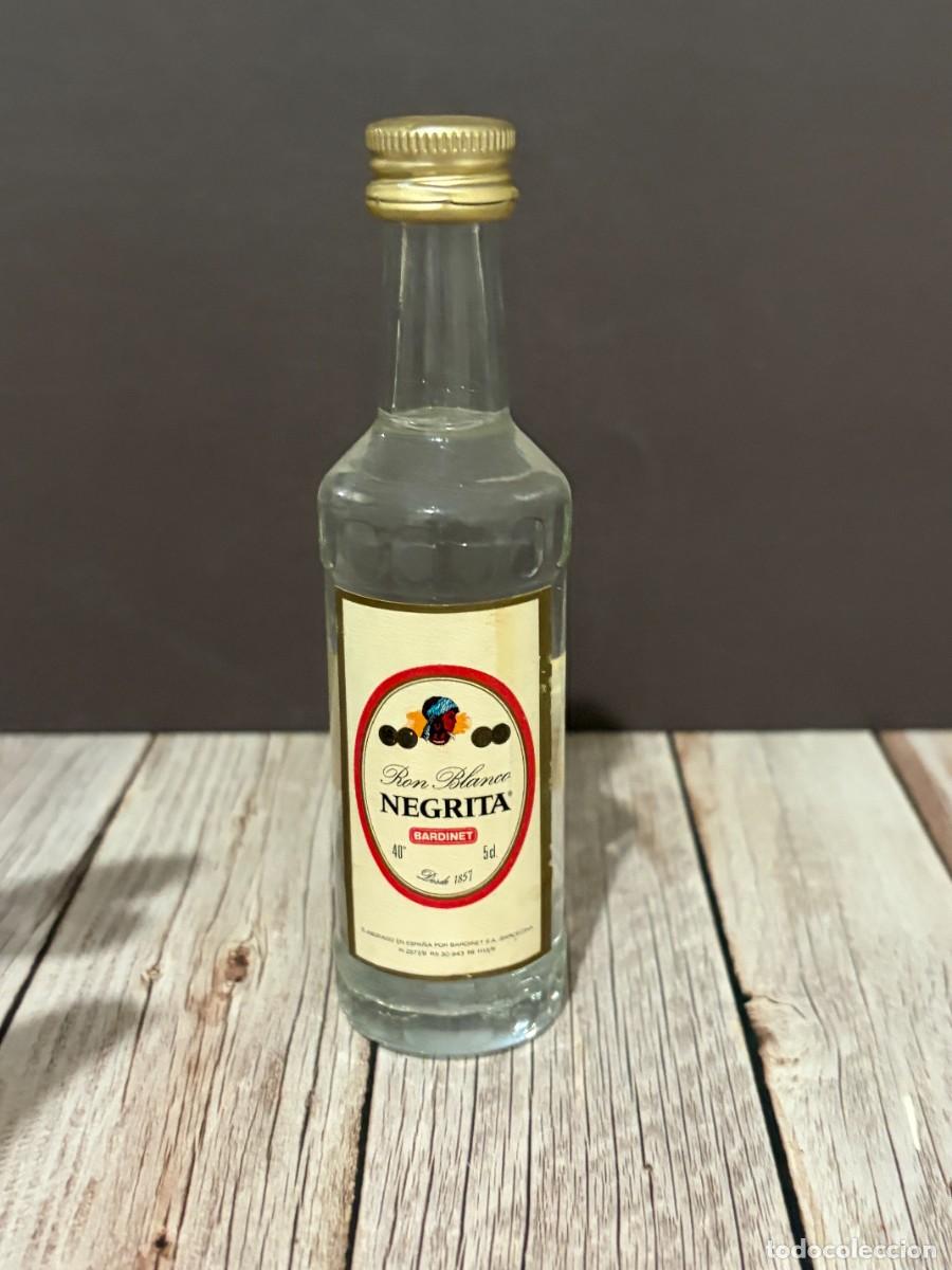 Coleccionismo de vinos y licores: BOTELLA DE RON BLANCO NEGRITA. BARDINET.