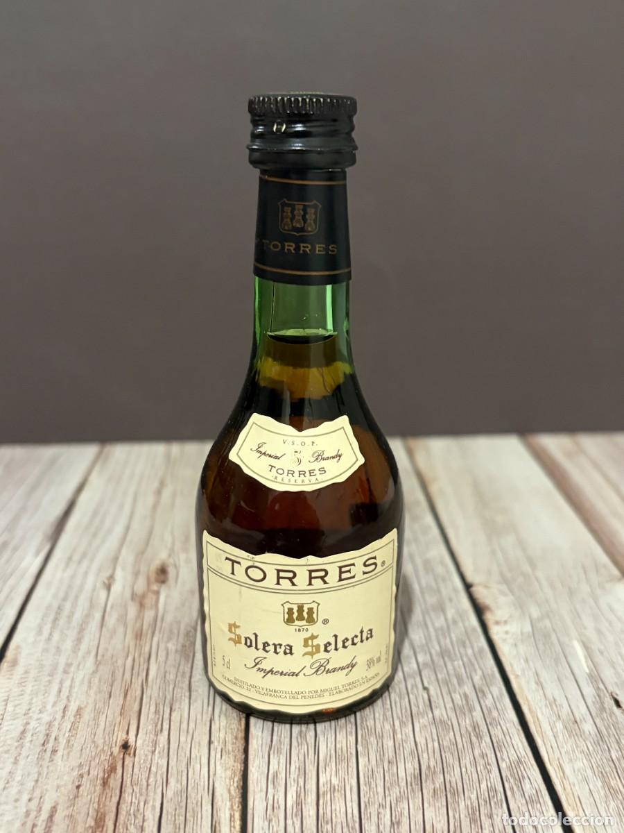 Coleccionismo de vinos y licores: BOTELLA ANTIGUA TORRES SOLERA SELECTA VSOP IMPERIAL BRANDY