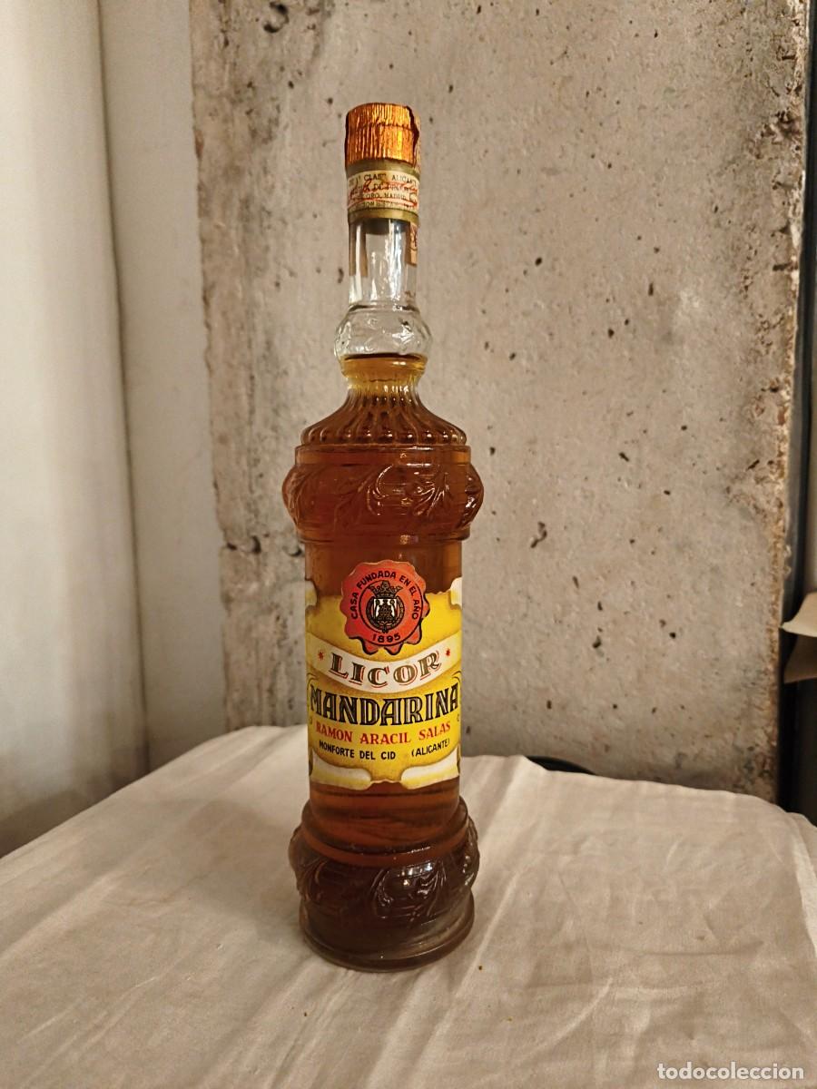 Coleccionismo de vinos y licores: Licor mandarina - Ram&oacute;n Aracil Salas - Monforte del Cid Alicante - Precinto Sin abrir