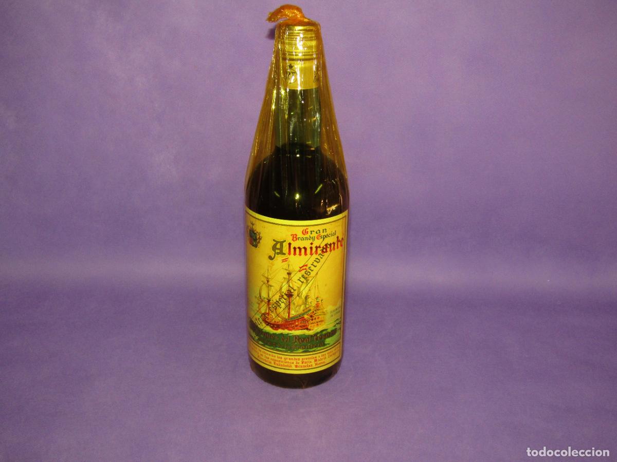Coleccionismo de vinos y licores: Antigua Botella sin Abrir del Gran Brandy Especial ALMIRANTE del Marqu&eacute;s del REAL TESORO Jerez