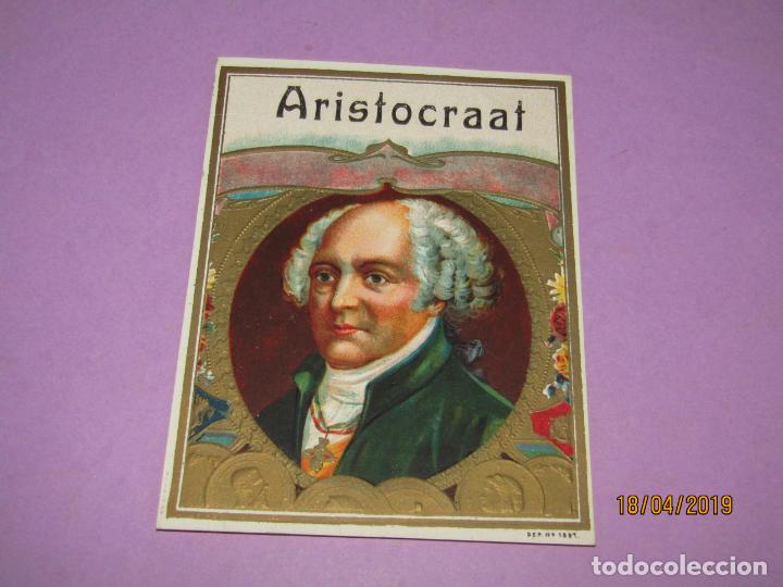 Collection cigar bands: Antigua Litograf&iacute;a Habilitaci&oacute;n PAPELETA F&aacute;brica Tabacos con ARISTOCRAAT Estampados y Oro