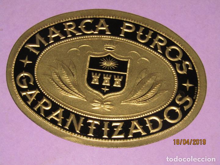 An&eacute;is de charuto de cole&ccedil;&atilde;o: Antigua Habilitaci&oacute;n TAPACLAVOS en Litograf&iacute;a de Tabacos con Estampados en Oro