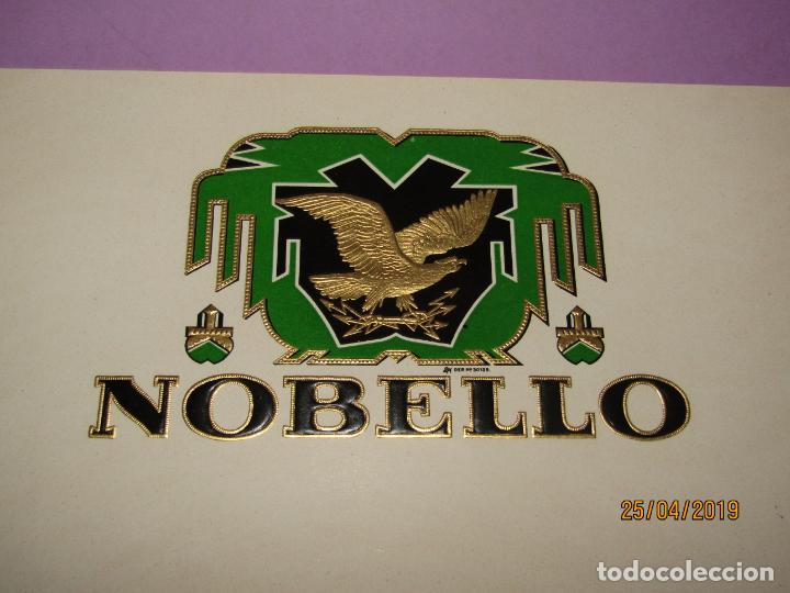 Collection cigar bands: Antigua Habilitaci&oacute;n en Litograf&iacute;a de Tabacos con NOBELLO Estampados en Oro