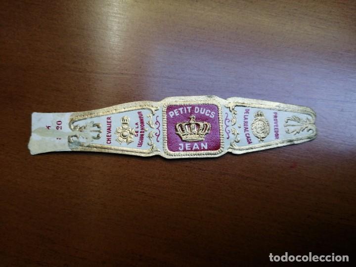 Vitolas de colecci&oacute;n: VITOLA - PETIT DUCS - JEAN - PROVEEDOR DE LA REAL CASA - CHEVALIER DE LA LEGION D&acute;HONNEUR.