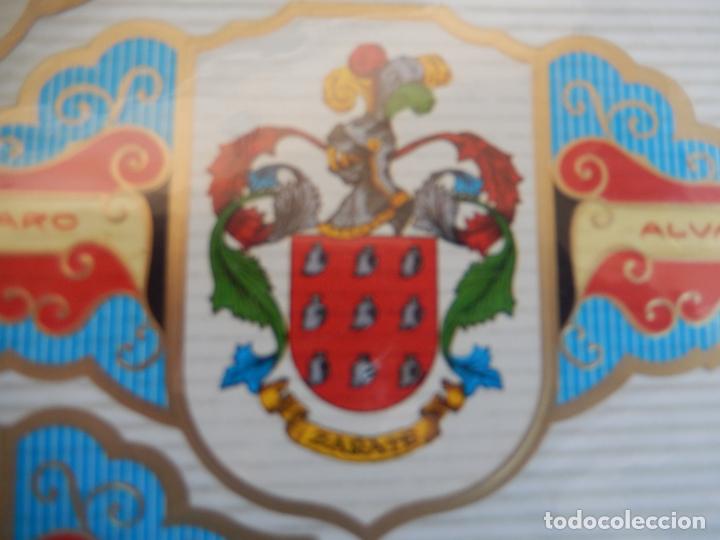 An&eacute;is de charuto de cole&ccedil;&atilde;o: VITOLA ALVARO , SERIE I HERALDICA -ESCUDO DEL APELLIDO - Z&Aacute;RATE