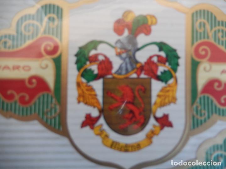 An&eacute;is de charuto de cole&ccedil;&atilde;o: VITOLA ALVARO , SERIE III HERALDICA -ESCUDO DEL APELLIDO - MEDINA