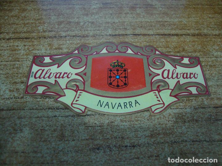 An&eacute;is de charuto de cole&ccedil;&atilde;o: VITOLA PE&Ntilde;AMIL LA FAMA ALVARO CAPOTE COLECCION ESPA&Ntilde;A EN EUROPA NAVARRA N&ordm; 28