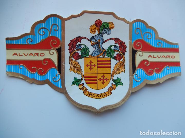 Vitolas de colecci&oacute;n: VITOLA ALVARO -COLECCION HER&Aacute;LDICA SERIE II - APELLIDO MU&Ntilde;OZ - 13X7 CM