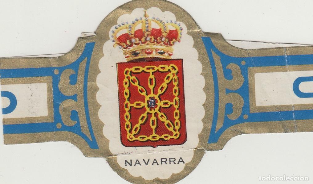 Collection cigar bands: VITOLA CENTEN CUBANO ESCUDOS - NAVARRA - 22 cm largo , doblada por alas . fotos ambas caras