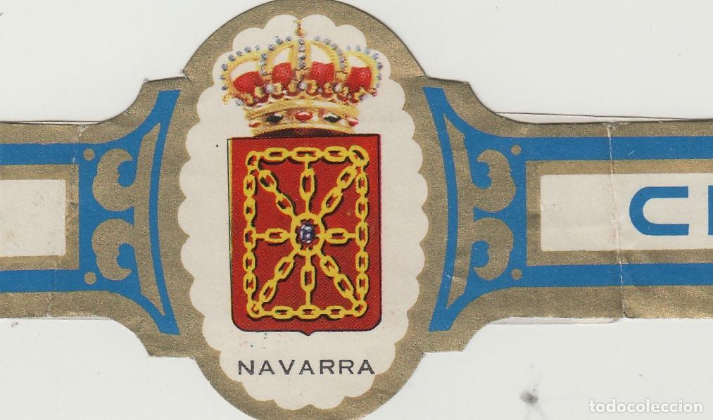 Collection cigar bands: VITOLA CENTEN CUBANO ESCUDOS - NAVARRA - 22 cm largo , doblada por alas . fotos ambas caras