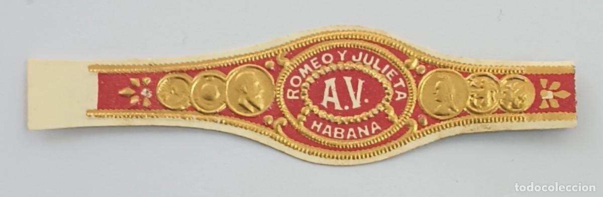 Vitolas de colecci&oacute;n: Chinchal, Cigar Band, Antigua Vitola de Coleccion, R. Y J. - A. V., C404