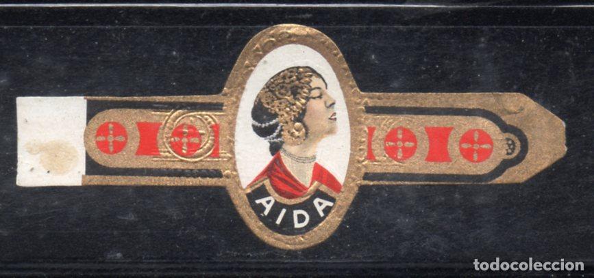 Vitolas de colecci&oacute;n: VITOLA CLASICA: 166024, TEMA MUJERES, AIDA.