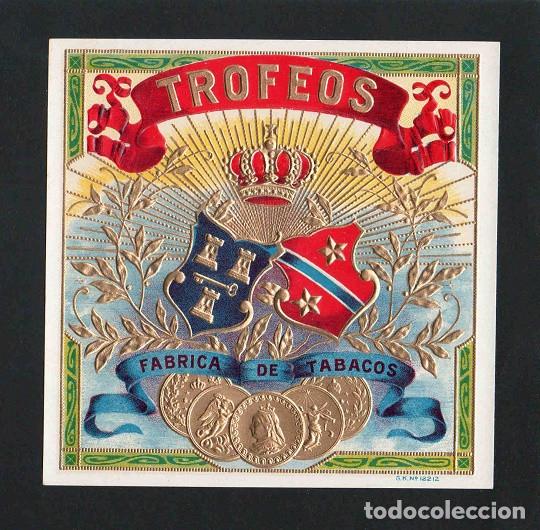 Vitolas de colecci&oacute;n: Vitola, original litograf&iacute;a. Antigua litograf&iacute;a de caja de tabacos. Trofeos.