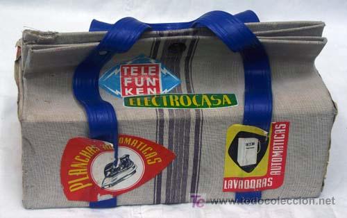 Coleccionismo: Malet&iacute;n caja Telefunken Electrocasa con etiquetas publicidad Aerfunken a&ntilde;os 50 - 60