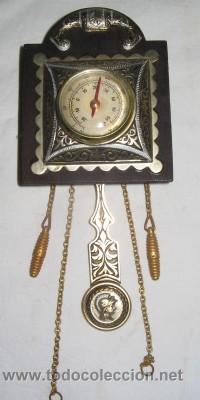 Coleccionismo: BAR&Oacute;METRO EN FORMA DE RELOJ DE P&Eacute;NDULO - Foto 1