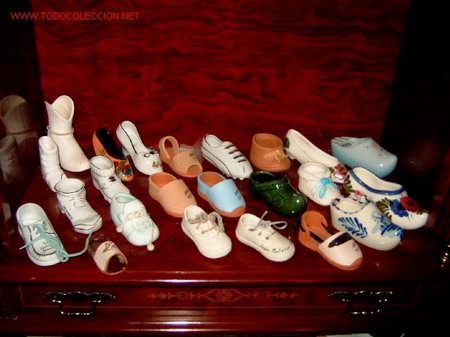 Capitán Brie Ejercicio Permitirse Coleccion zapatos de barro y ceramica miniatura - Vendido en Subasta -  6766426