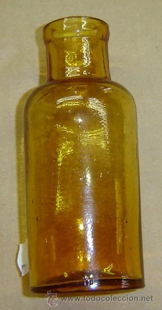 Coleccionismo: FRASCO ANTIGUO DE FARMACIA COLOR AMBAR medida 6*13 cms.