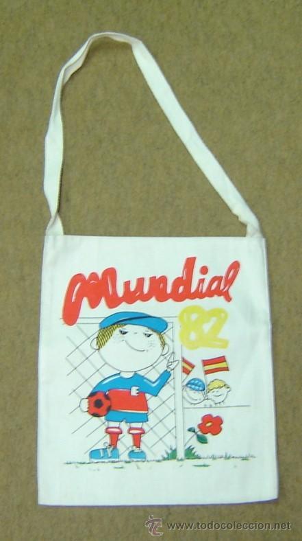 Coleccionismo: BOLSA BANDOLERA DE ROPA MUNDIAL ESPA&Ntilde;A 1982 medida 38*32'5 cms.