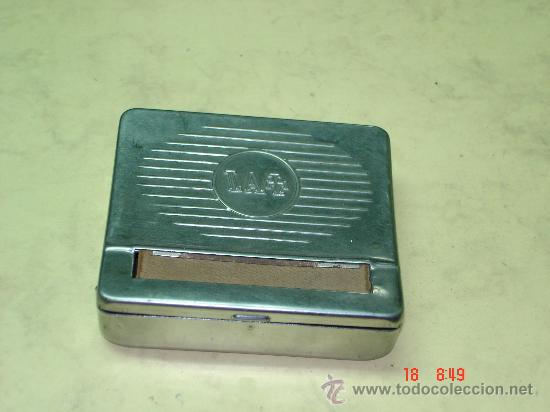 Coleccionismo: MAQUINA PARA LIAR CIGARRILLOS - Foto 1