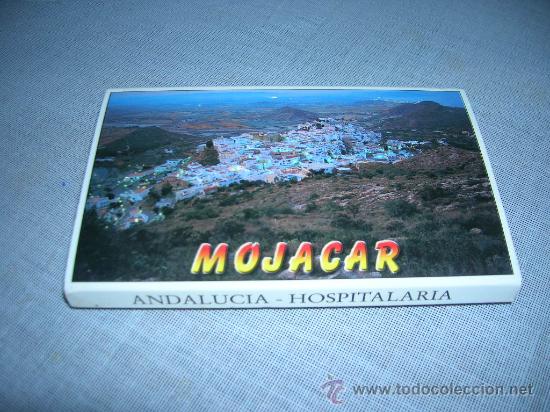 Coleccionismo: desplegable con 14 fotografias de Mojacar. Costa de Almeria. Andalucia hospitalaria. Ver interior.