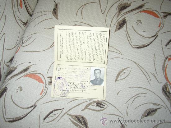 Coleccionismo: Antiguo carnet de Somaten con su foto.