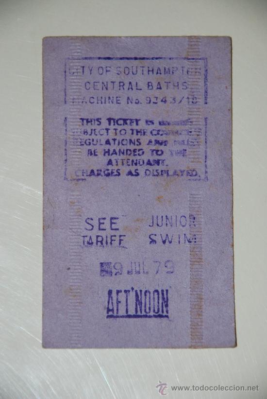 Coleccionismo: Ticket de piscina publica inglesa de 1979 - Foto 1