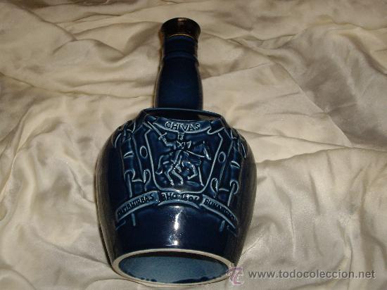 Coleccionismo: BOTELLA DE CERAMICA DE CHIVAS - Foto 1