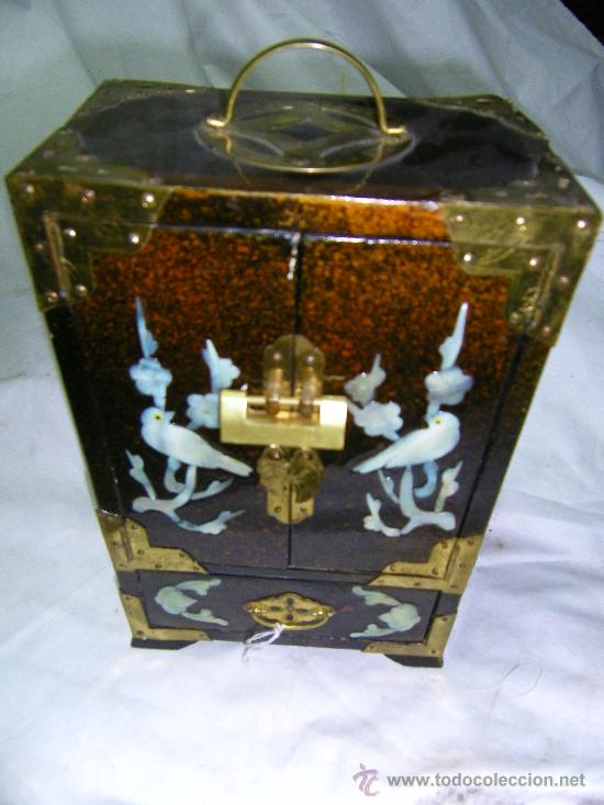 Coleccionismo: ARMARITO JOYERO