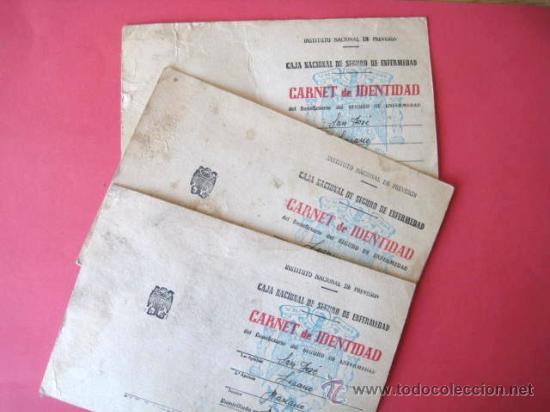 Coleccionismo: CARNES DE IDENTIDAD. SEGURO DE ENFERMEDAD. 1946. POSGUERRA. . ENVIO GRATIS&iexcl;&iexcl;&iexcl;