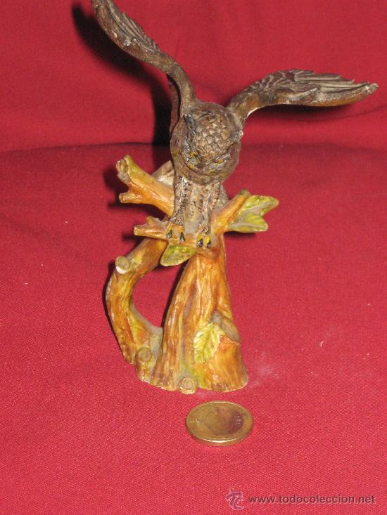 Coleccionismo: PRECIOSO BUHO DE NARMOLINA POLICROMADA
