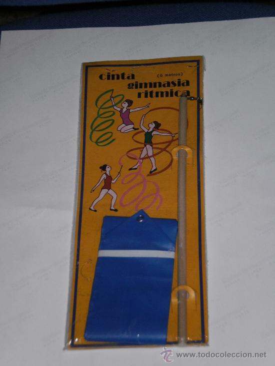 Coleccionismo: CINTA PARA GIMNASIA RITMICA ( 5 METROS ) EN SU BLISTER . DESCONOZCO A&Ntilde;O NI FABRICANTE .