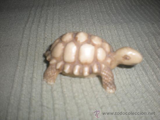 Coleccionismo: TORTUGA 7 X 5 CM APROX . DE MATERIA PLASTICA - Foto 1