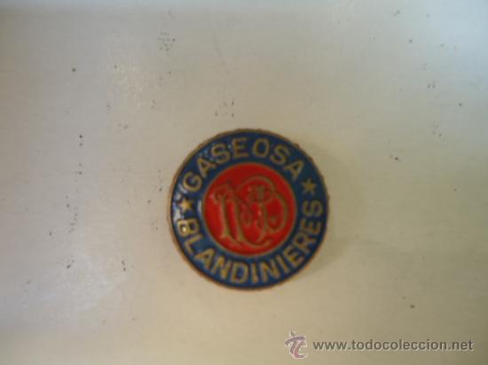 Collecting: INSIGNIA SOLAPA GASEOSA BLANDINIERES