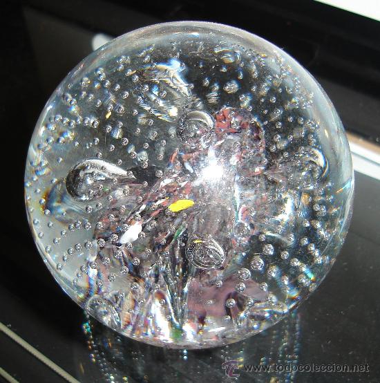 Coleccionismo: PISAPAPELES DE CRISTAL. 8CM DIAMETRO - Foto 1