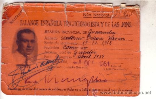 Coleccionismo: CARNET DE MILITANTE DE FALANGE ESPA&Ntilde;OLA TRADICIONALISTA Y DE LAS JONS 1951