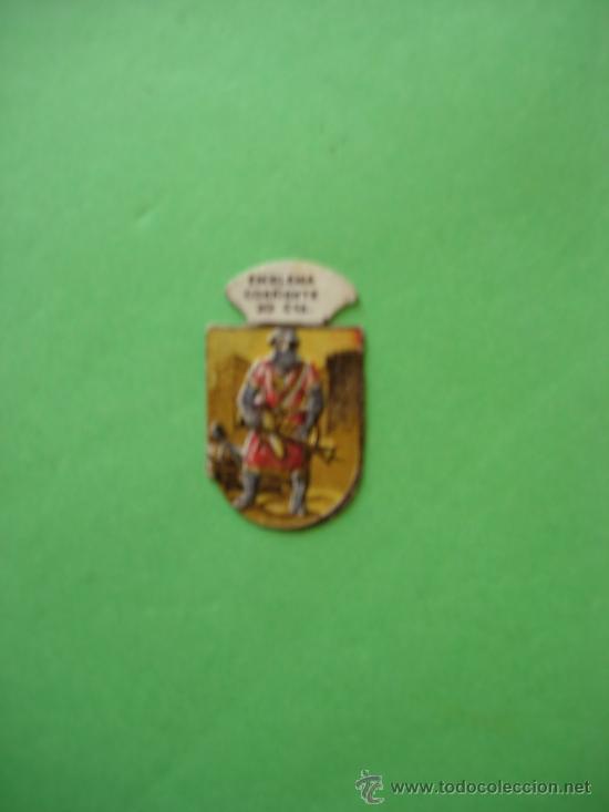 Coleccionismo: EMBLEMA CORRIENTE , AUXILIO SOCIAL , SERIE I , NUM. 3 , INFANTERIA ESPA&Ntilde;OLA , BALLESTERO SIGLO XIV