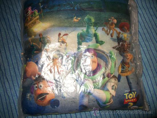 Coleccionismo: TOY STORY 3 COJIN - GUARDA PIJAMAS - NUEVO