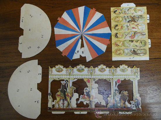 Coleccionismo: Tiovivo de cart&oacute;n para montar. 5 piezas. No tienen marca ni indicaci&oacute;n alguna.