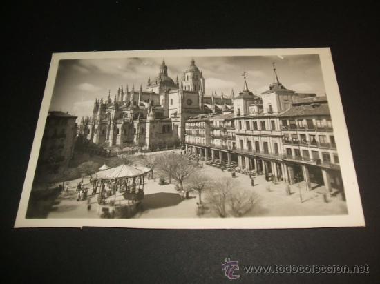 Coleccionismo: SEGOVIA PLAZA DEL GENERAL FRANCO - Foto 1