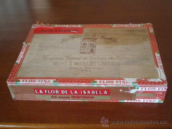Coleccionismo: FILIPINAS. ANTIGUA CAJA DE MADERA DE PUROS LA FLOR DE LA ISABELA. PATTE D'ELEPHANT 25 CIGARS CORTADO