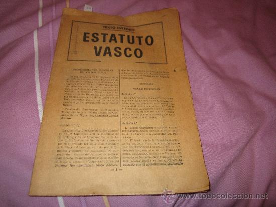 Coleccionismo: Texto integro - Estatuto Vasco suplemento ABC sabado 4 de agosto 1977 -16 pg. medida 23,5 x 16,5 cm.