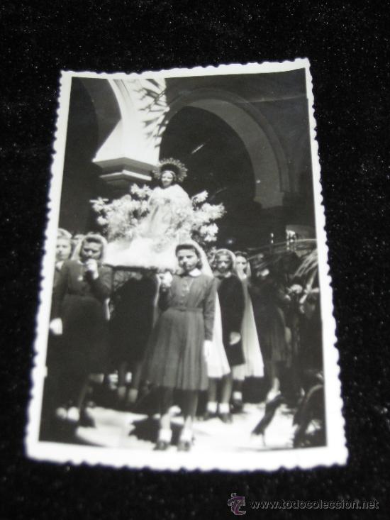Collezionismo: FOTOGRAFIA DE UNA PROCESION DE LA VIRGEN EN UN COLEGIO DE SEVILLA