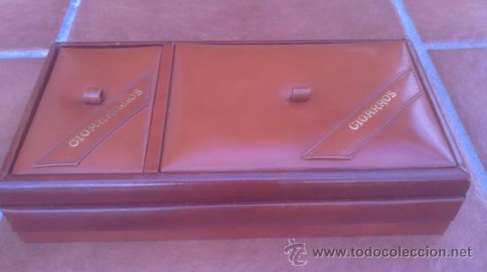 Coleccionismo: ANTIGUA TABAQUERA DOBLE EN SIMIL - Foto 1