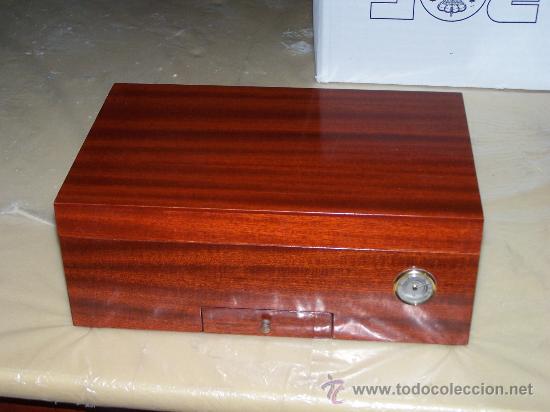 Coleccionismo: Caja-Cava de cigarros profesional - Foto 2