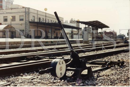 Coleccionismo: FOTOGRAFIA LA PLAYA DE VIAS Y  ESTACION DE FERROCARRIL DE CASTELLON DIAS ANTES DE SU DEMOLICI&Oacute;N