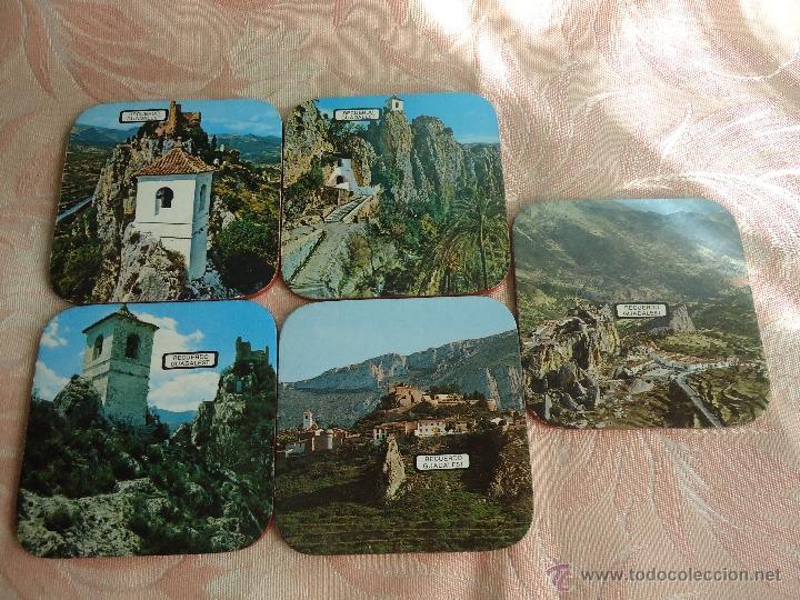 Coleccionismo: POSAVASOS FOTOGRAFIAS DE. GUADALEST UNO DE LOS PUEBLOS MAS BONITOS DE ESPA&Ntilde;A POSAVASOS VINTAGE