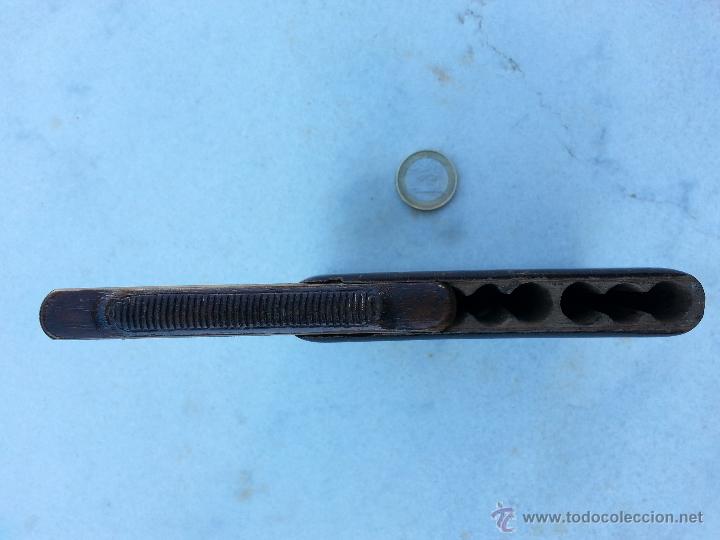 Coleccionismo: ANTIGUA PITILLERA DE MADERA. - Foto 2